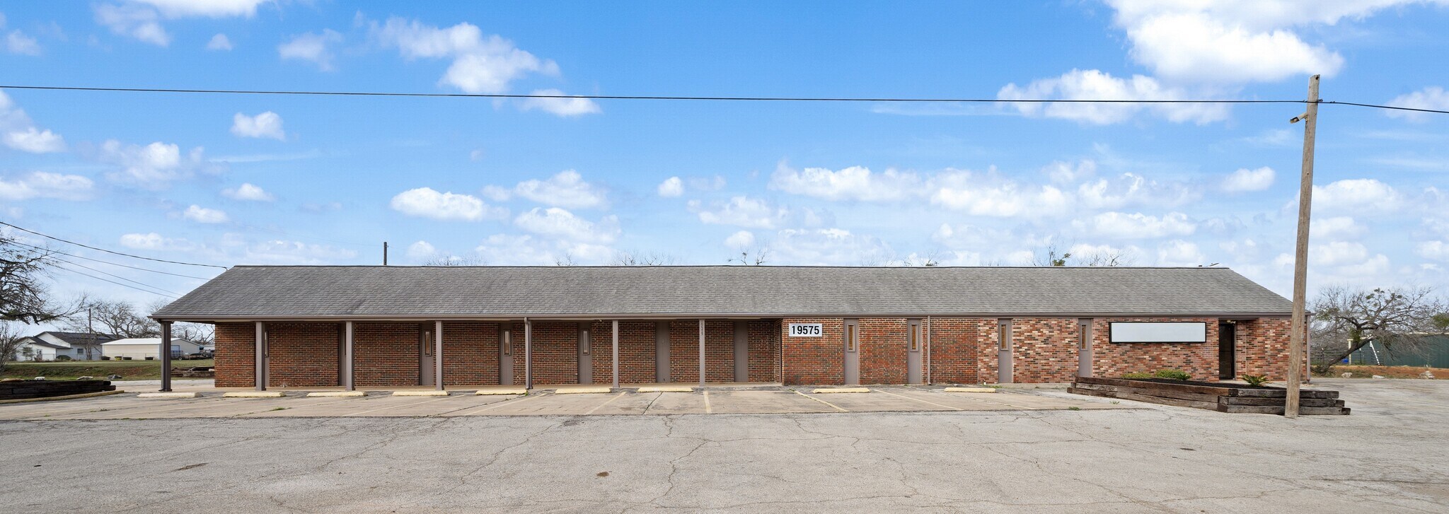 19575 K St, Somerset, TX à vendre Photo du bâtiment- Image 1 de 10