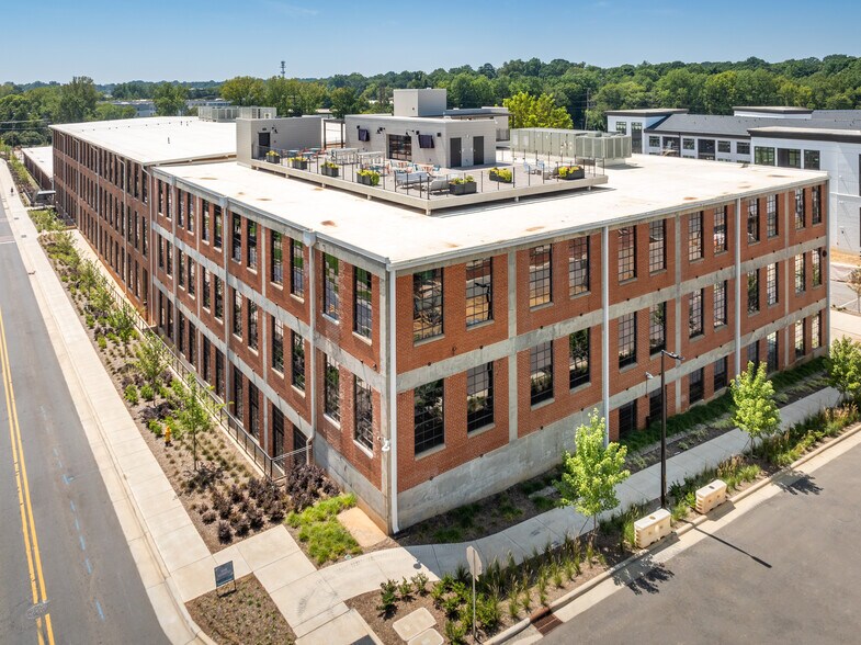 500 S Turner Ave, Charlotte, NC à louer - Photo du bâtiment - Image 2 de 10