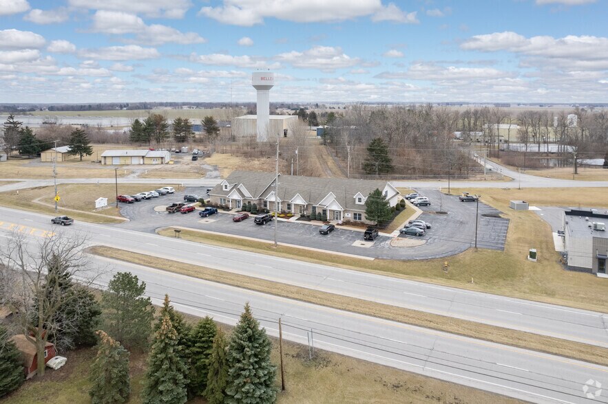 1355 W Main St, Bellevue, OH à vendre - Aérien - Image 3 de 39