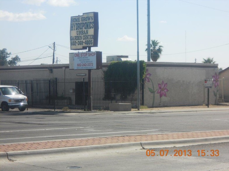 2525 W Glendale Ave, Phoenix, AZ for sale - Primary Photo - Image 1 of 1