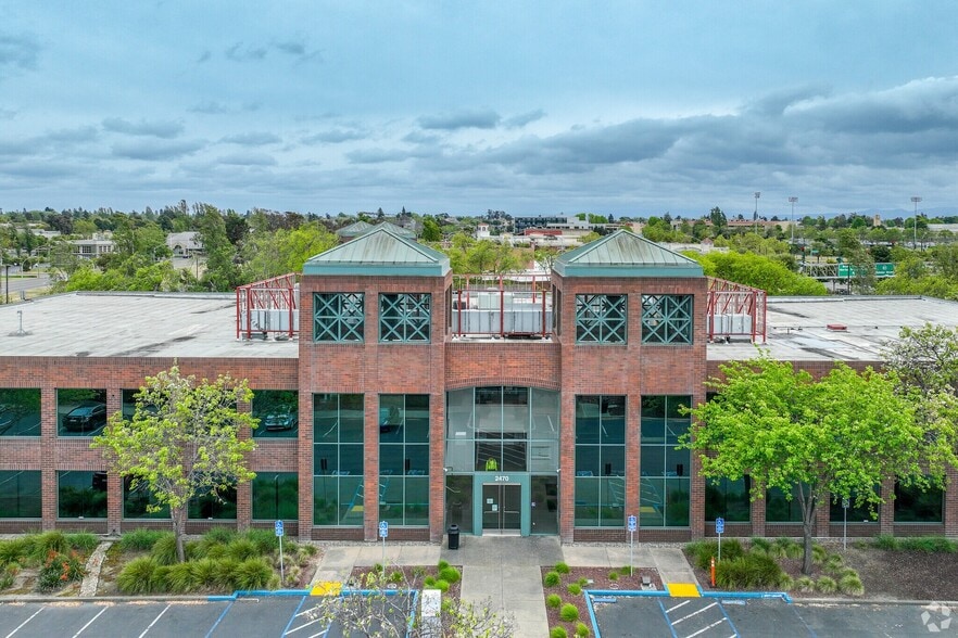 2470 Mariner Square Loop, Alameda, CA à louer - Photo du bâtiment - Image 2 de 3