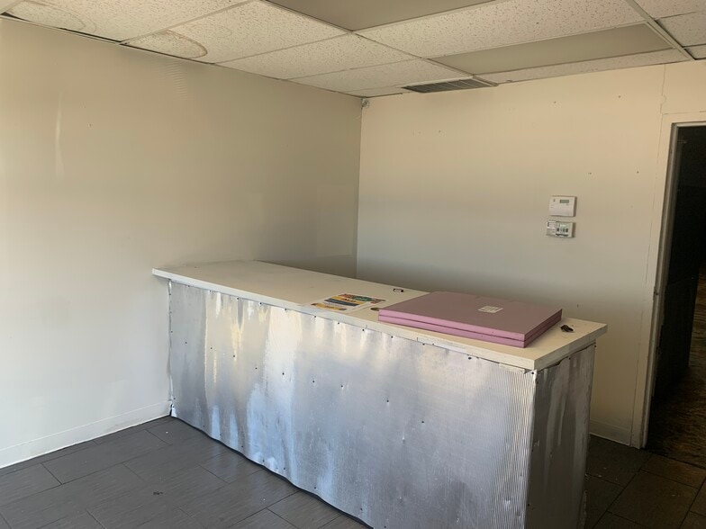 362 Norfolk St, Aurora, CO for lease - Building Photo - Image 3 of 6