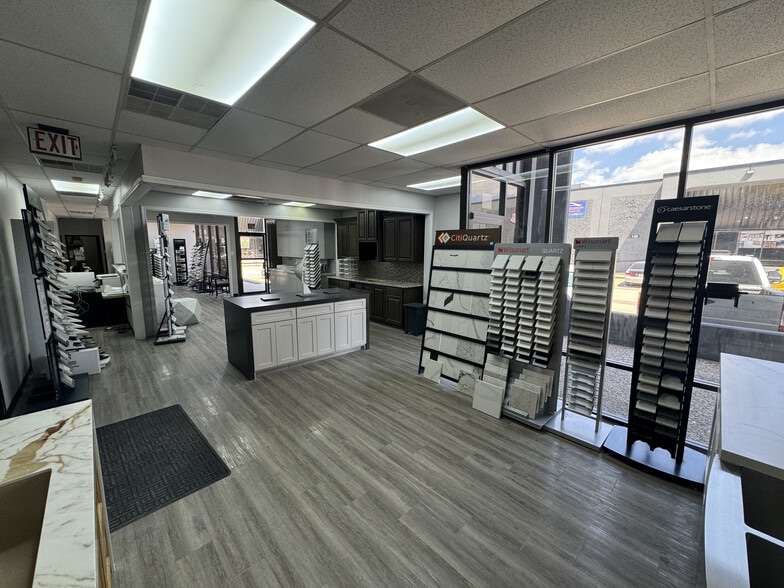 10031 Monroe Dr, Dallas, TX for lease - Interior Photo - Image 3 of 7