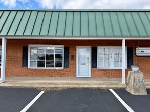 3100-3120 Peters Creek Rd, Roanoke, VA à louer Photo intérieure- Image 1 de 6