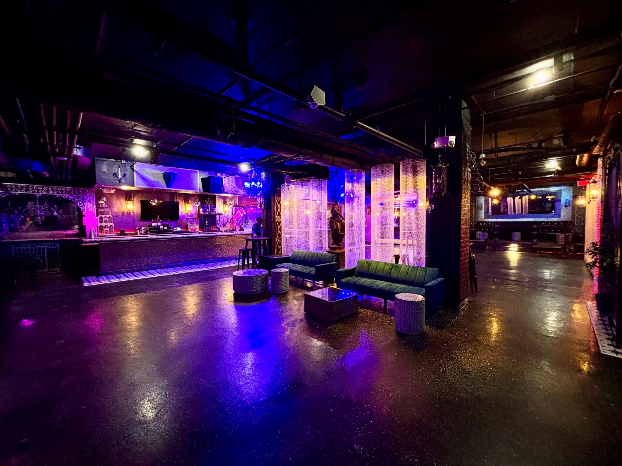 45-06 Pearson St, Long Island City, NY for lease Primary Photo- Image 1 of 7