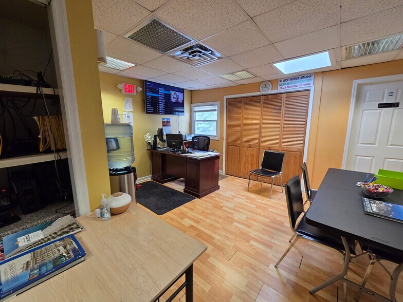 257 Ferry St, Newark, NJ à vendre - Photo intérieure - Image 3 de 20
