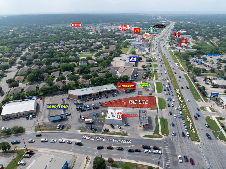 8025 Bandera Rd, San Antonio, TX à louer - Photo du bâtiment - Image 2 de 6