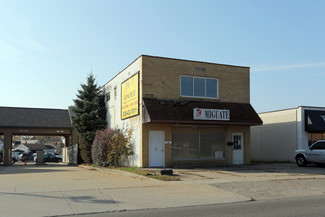 More details for 818 Boulevard St, Dover, OH - Retail for Lease