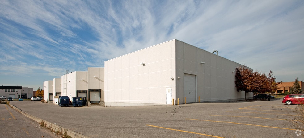 25 Sims Cres, Richmond Hill, ON for lease - Building Photo - Image 2 of 5