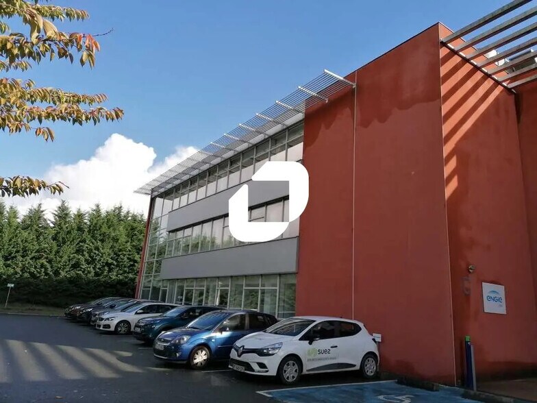 Bureau dans Canéjan à louer - Photo du bâtiment - Image 1 de 20