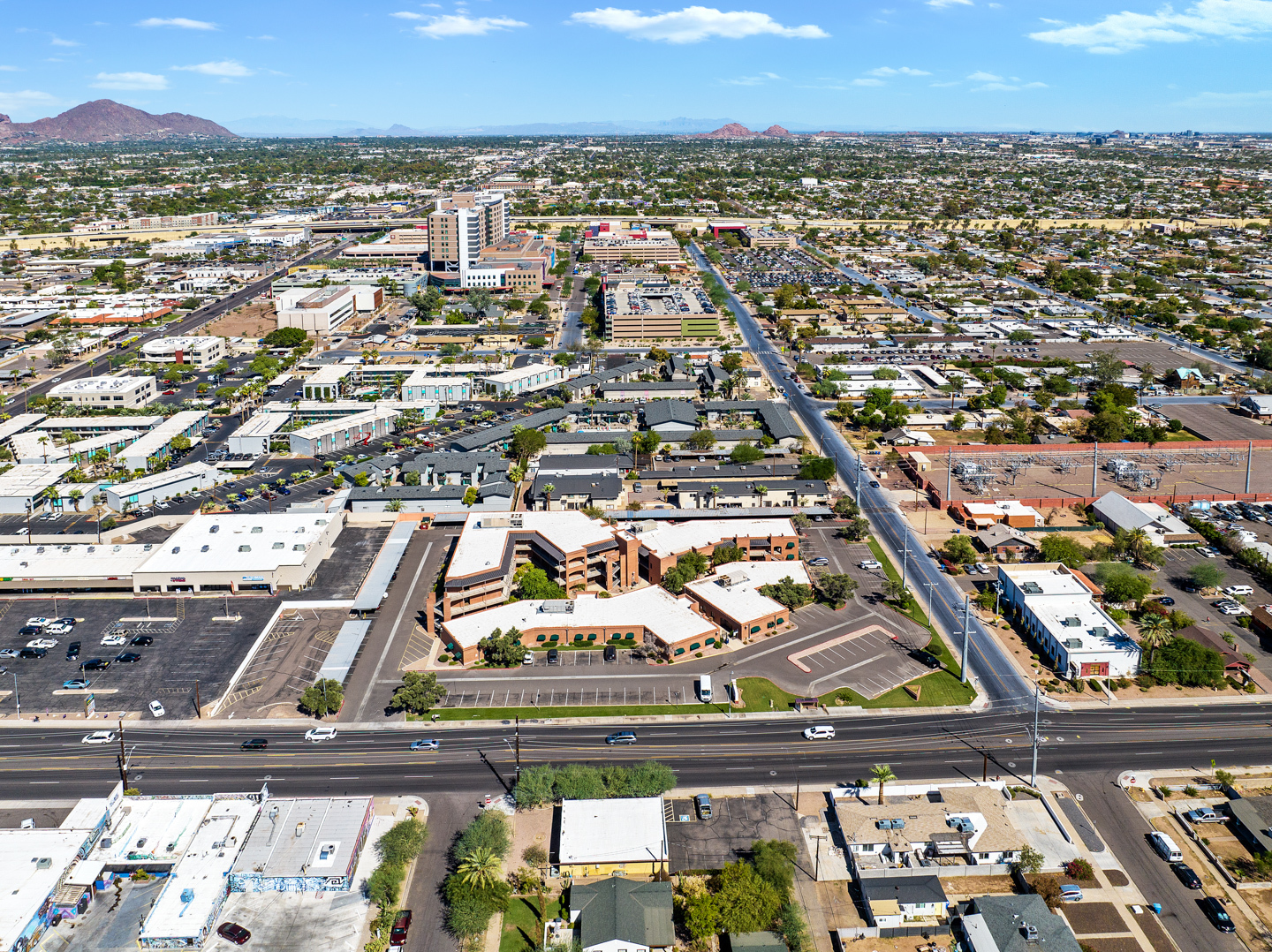 2701 N 16th St, Phoenix, AZ for sale Primary Photo- Image 1 of 1