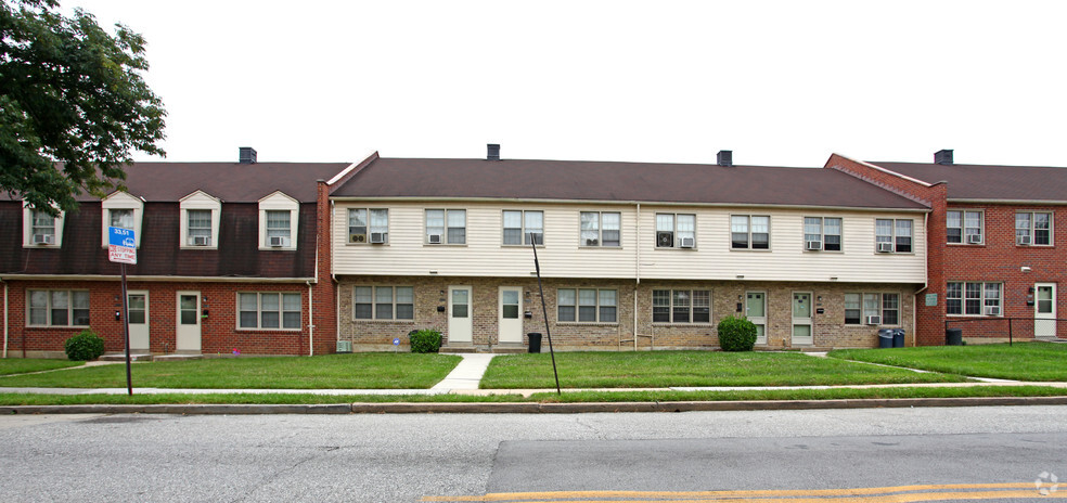 3701 Dolfield Ave, Baltimore, MD à vendre - Photo du bâtiment - Image 1 de 2