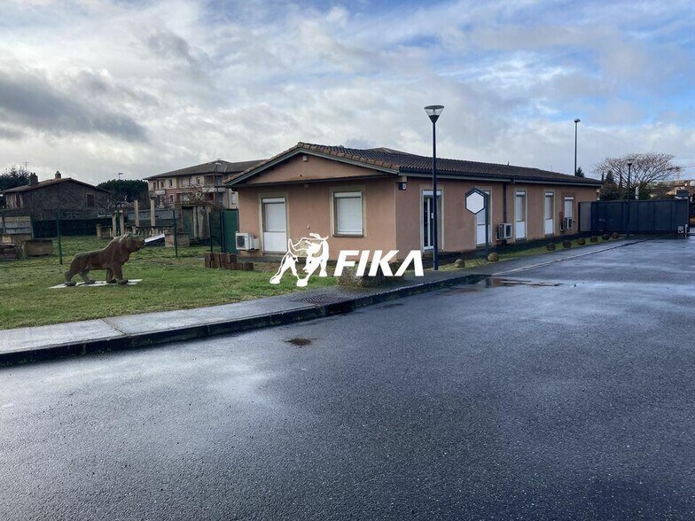 Bureau dans Toulouse à louer - Photo du bâtiment - Image 2 de 13