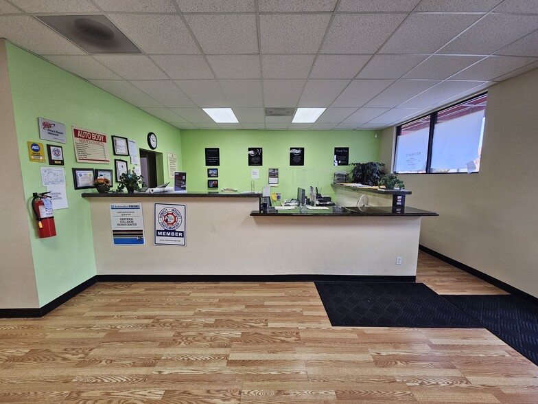 2323 Nevin Ave, Richmond, CA for sale - Building Photo - Image 3 of 7