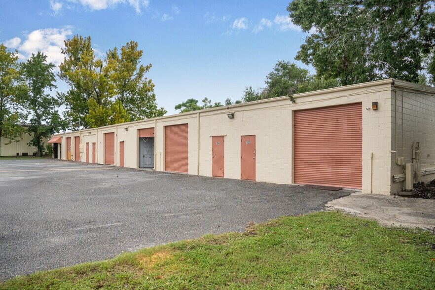 460-466 W 434, Longwood, FL à louer - Photo du bâtiment - Image 2 de 6