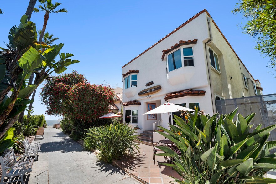 35 Arcadia Ter, Santa Monica, CA à vendre - Photo du bâtiment - Image 3 de 19