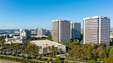 5 Park Plaza, Irvine, CA - AERIAL  map view