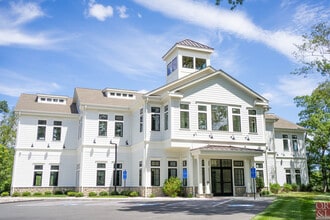 215 Elm St, Old Saybrook, CT à louer Photo intérieure- Image 1 de 6