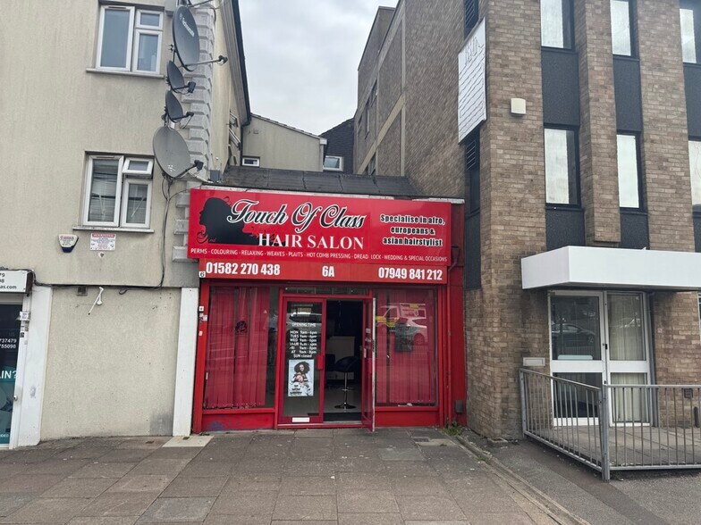 6B Dunstable Rd, Luton à vendre - Photo du bâtiment - Image 2 de 4