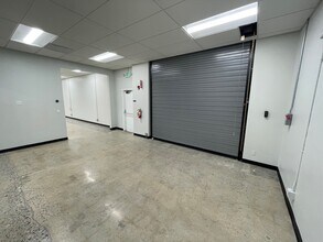 2650-2656 E Bayshore Rd, Palo Alto, CA for lease Interior Photo- Image 2 of 6