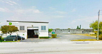 5000 SF Warehouse with IOS Yard For Lease - Entrepôt