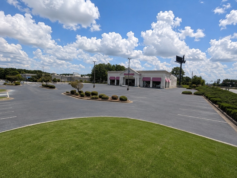 3480 Steve Reynolds Blvd, Duluth, GA for sale - Building Photo - Image 2 of 7