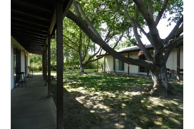 3441-3445 Altos Ave, Sacramento, CA à vendre - Photo du bâtiment - Image 2 de 25