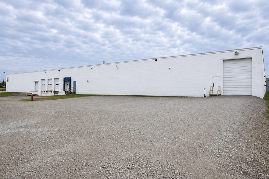 624 B Ave E, Seymour, IN for lease - Building Photo - Image 3 of 9