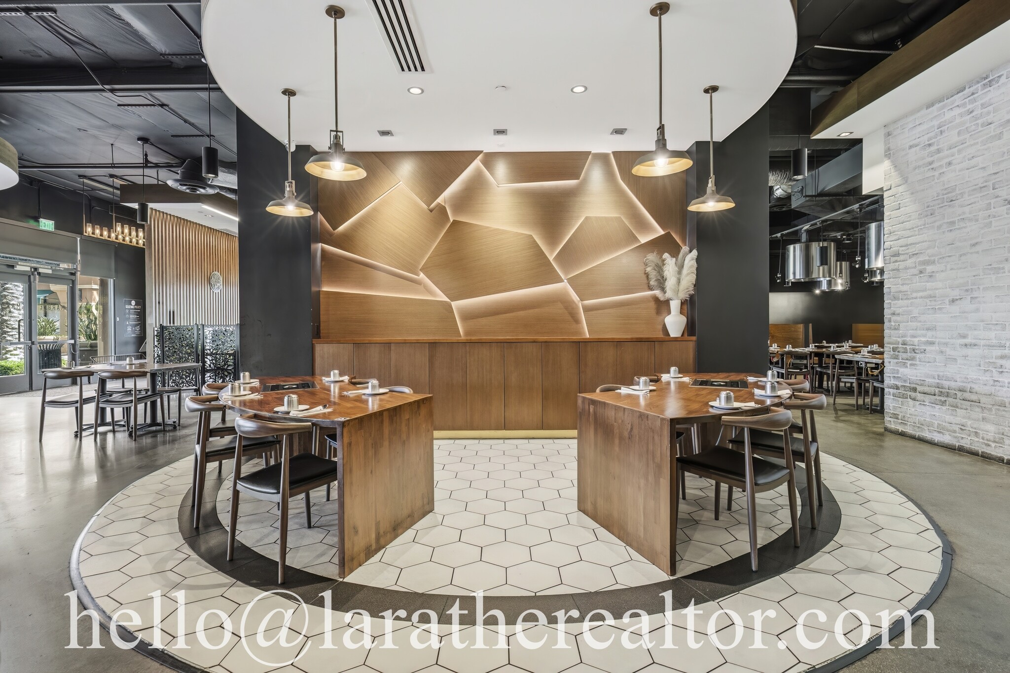 6436-6460 Irvine Blvd, Irvine, CA for lease Interior Photo- Image 1 of 10