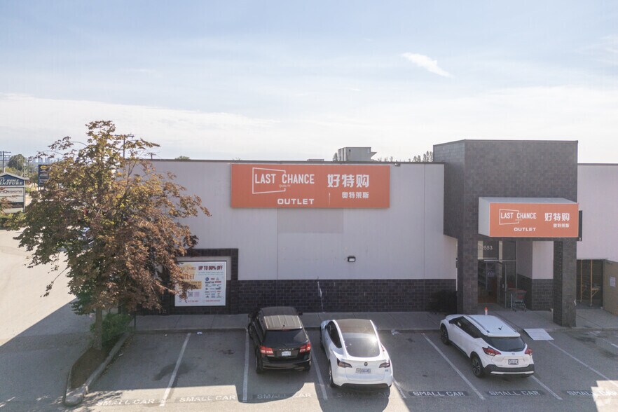 12553 Bridgeport Rd, Richmond, BC à louer - Photo du bâtiment - Image 3 de 4