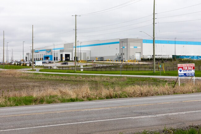 Plus de détails pour 860 Conlin Rd, Whitby, ON - Terrain à vendre