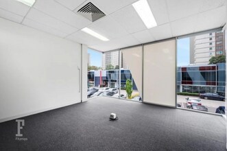 2 Bromham Pl, Richmond for lease Interior Photo- Image 2 of 3