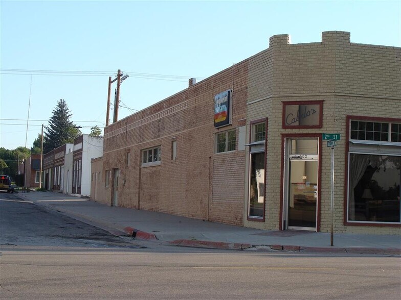 602 2nd St, Chappell, NE à vendre - Photo du bâtiment - Image 2 de 19