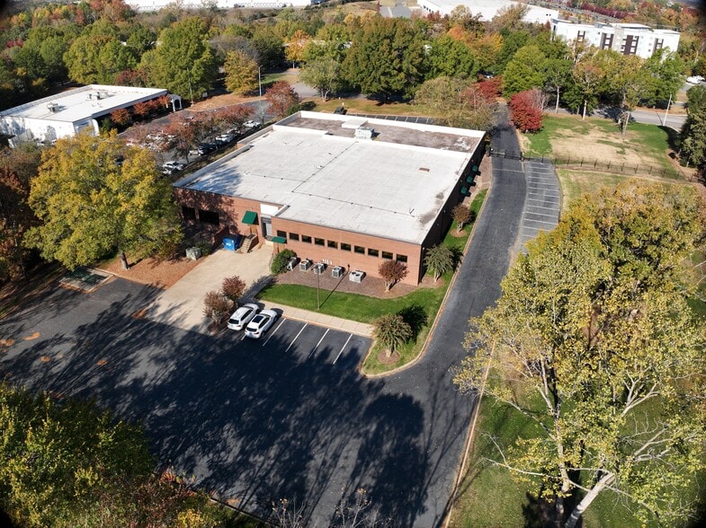 3480 Lakemont Blvd, Fort Mill, SC for sale - Building Photo - Image 2 of 14