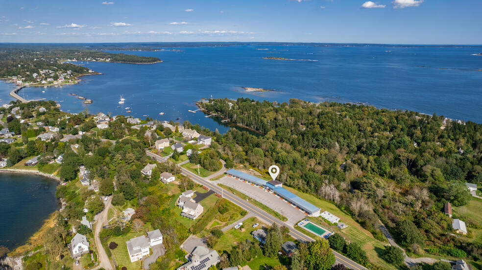 2041 Harpswell Islands Rd, Bailey Island, ME à vendre - Photo du bâtiment - Image 1 de 1