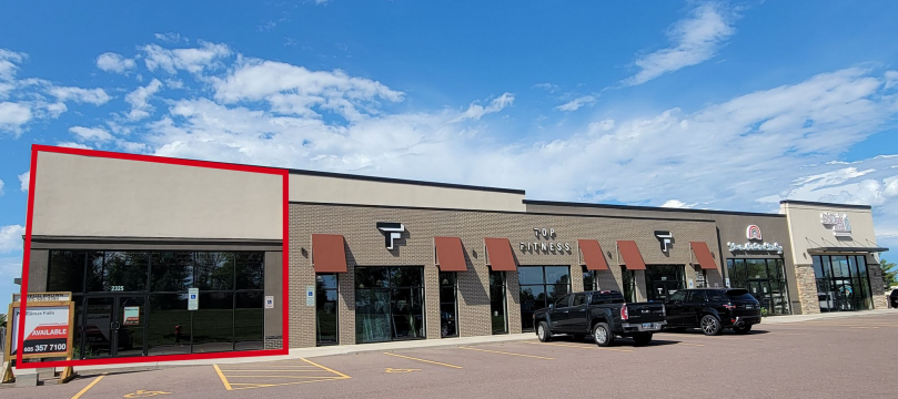 2301 W Trevi Pl, Sioux Falls, SD for lease - Building Photo - Image 1 of 3