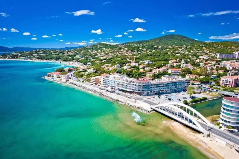 Retail in Sainte-Maxime for sale Building Photo- Image 1 of 4
