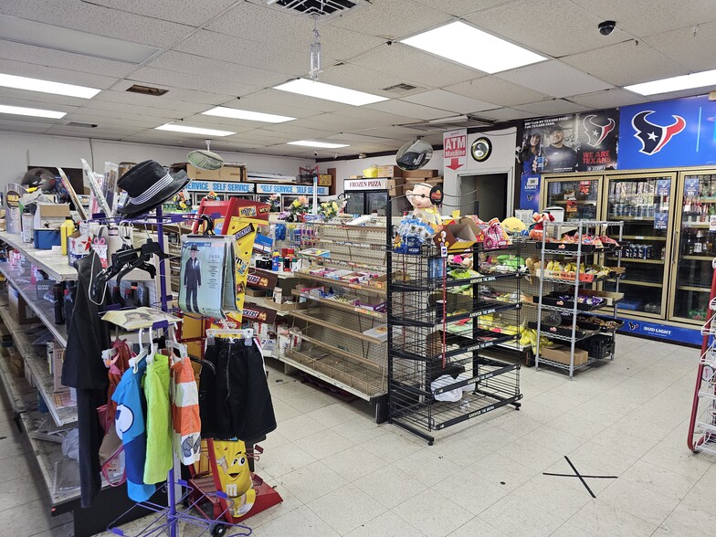 9722 Leawood Blvd, Houston, TX à vendre - Photo intérieure - Image 3 de 6