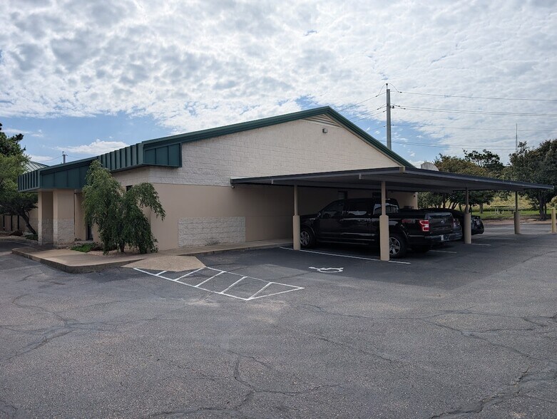 6900 Sanger Ave, Waco, TX à louer - Photo du bâtiment - Image 2 de 18