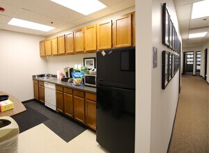 6855 S Havana St, Centennial, CO à louer Photo intérieure- Image 2 de 8