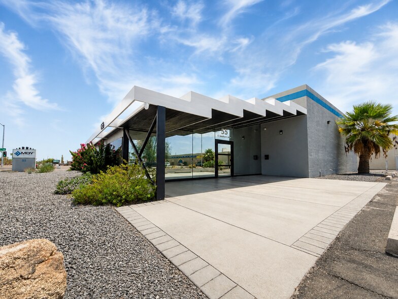 55 E Southern Ave, Mesa, AZ à louer - Photo du bâtiment - Image 2 de 18