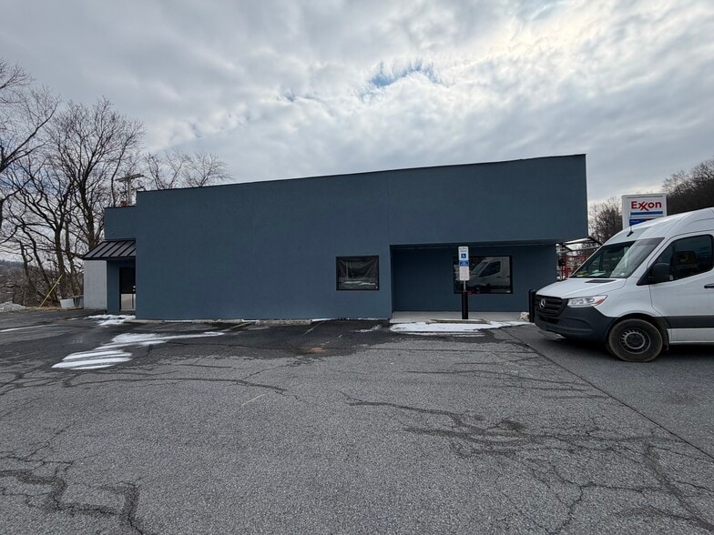 2851 Perkiomen Ave, Reading, PA à louer - Photo du bâtiment - Image 2 de 17