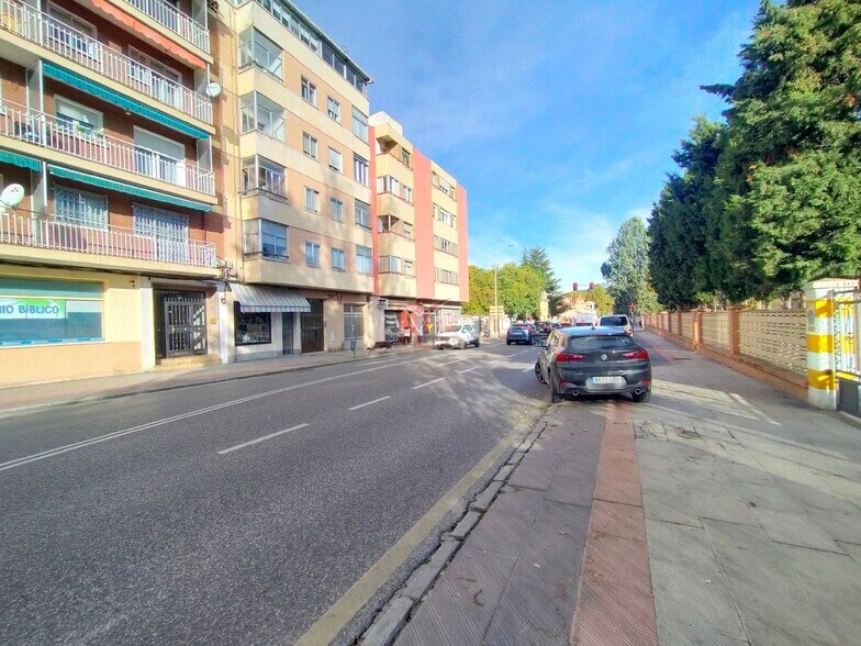Immeuble residentiel dans Cuenca, Cuenca à vendre - Photo du bâtiment - Image 1 de 1