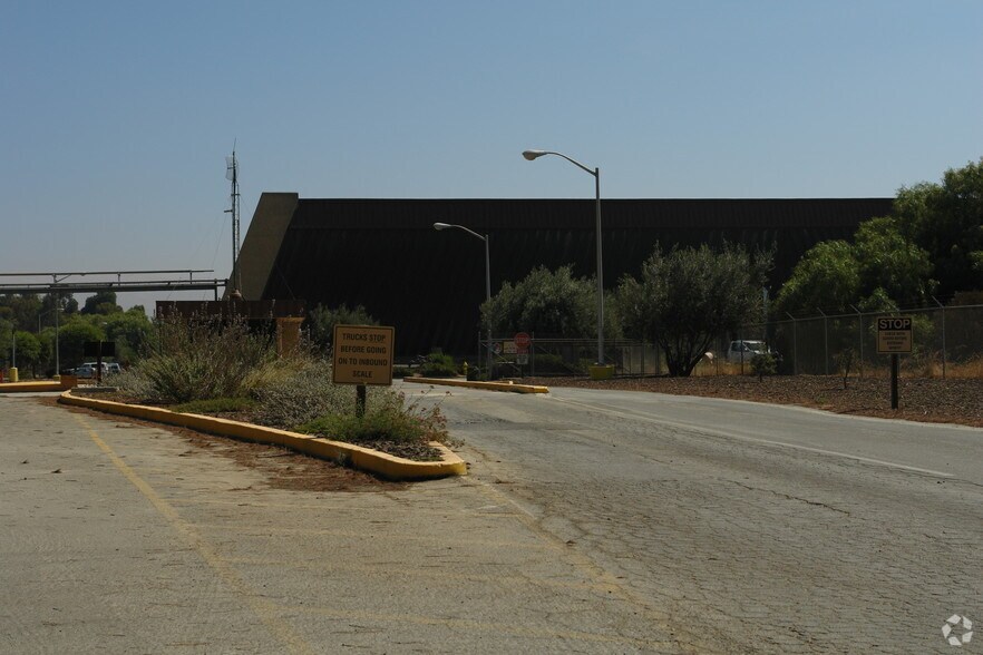 800 S Alta St, Gonzales, CA à vendre - Photo du bâtiment - Image 3 de 4