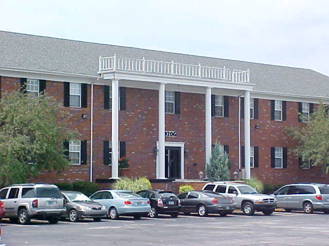 6923-6929 E 10th St, Indianapolis, IN for lease - Building Photo - Image 2 of 4