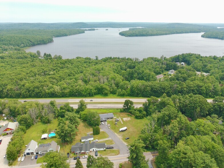 177 Rockingham Rd, Auburn, NH à vendre - Photo du bâtiment - Image 2 de 50