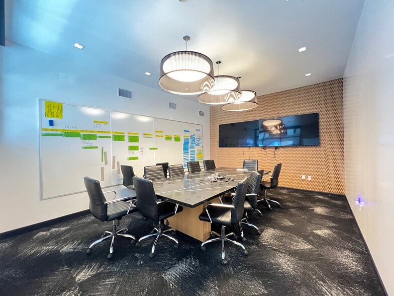 1225 Broadway, El Cajon, CA for lease - Interior Photo - Image 3 of 13