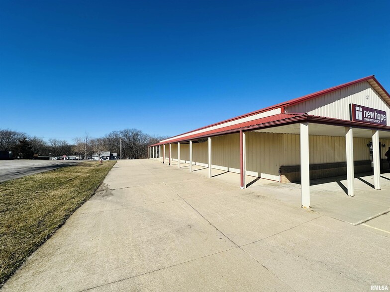 510 Woodland Knolls Rd, Germantown Hills, IL for lease - Building Photo - Image 3 of 7