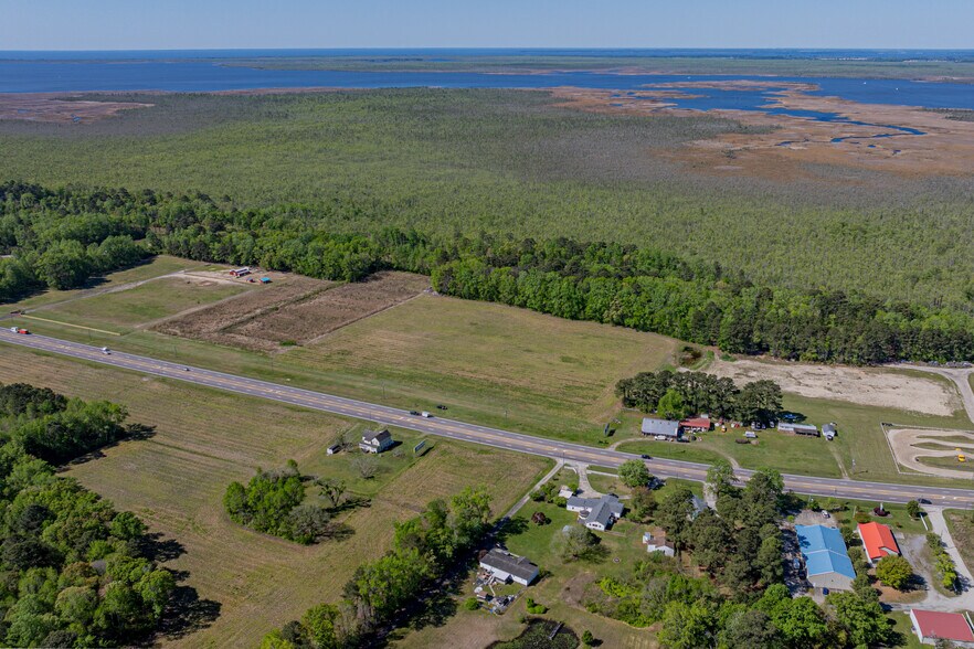 5720 Caratoke hwy, Poplar Branch, NC à vendre - Photo principale - Image 1 de 50