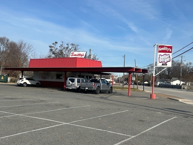 1313 N King St, Hampton, VA for sale Primary Photo- Image 1 of 11